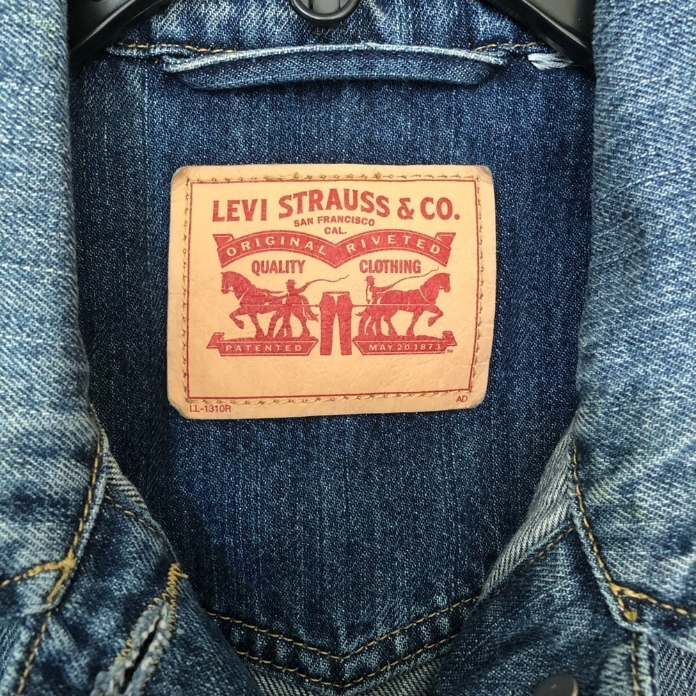 LEVI’S Denim Button Up Vest - Picture 4 of 6